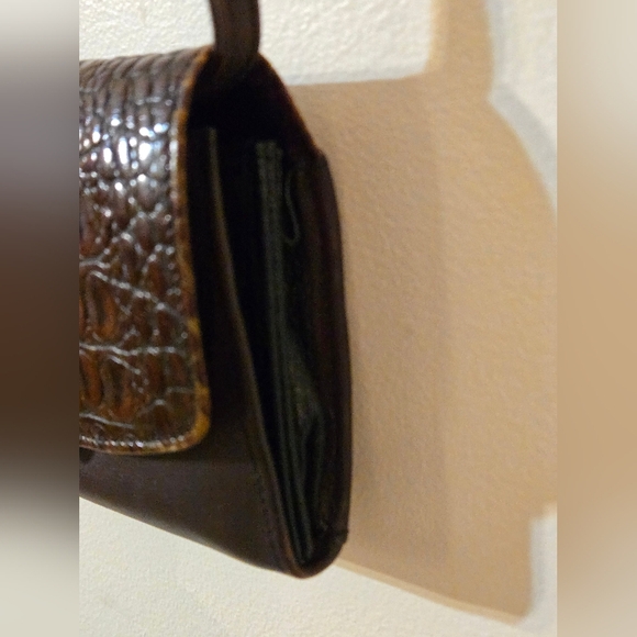 Brighton Crossbody Wallet In Black Leather With Brown Crocodile Embossed Design - Picture 10 of 17